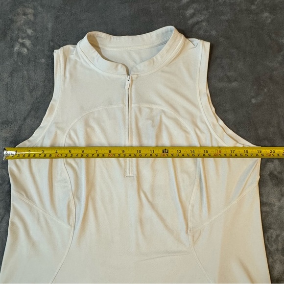 Lululemon Front-Zip Mock-Neck Tennis Tank Top
White

#147 - Picture 3 of 7